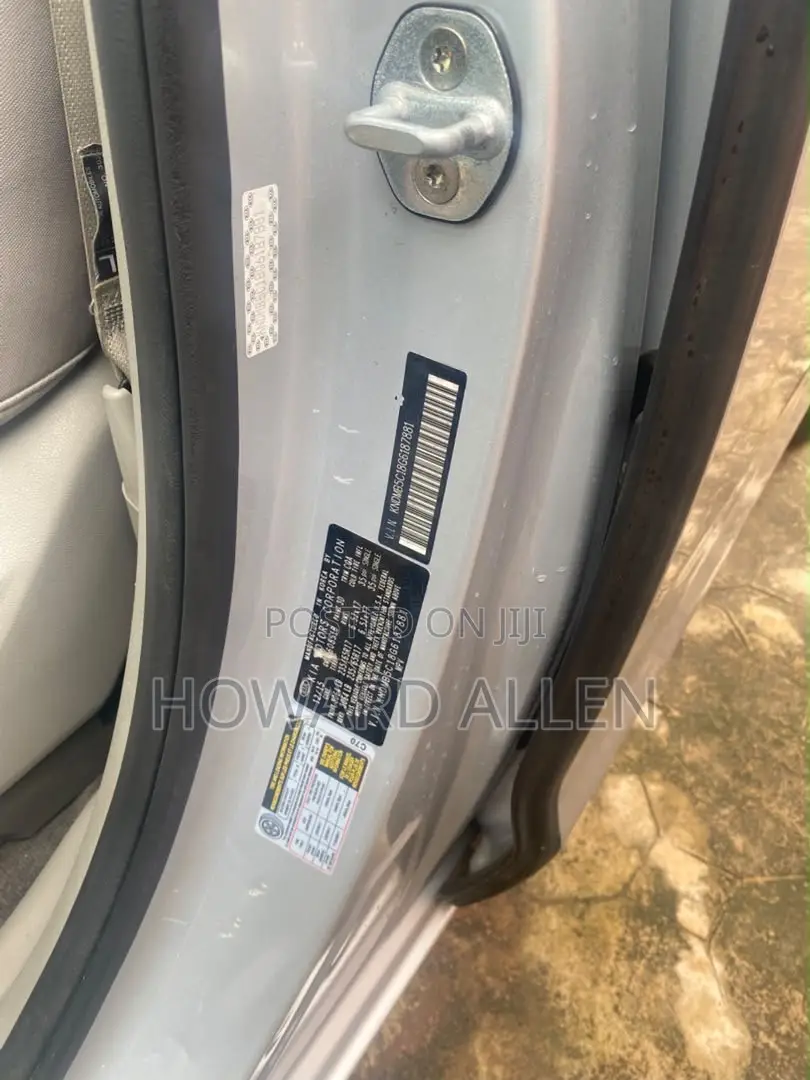 Kia Sedona 2016 Silver