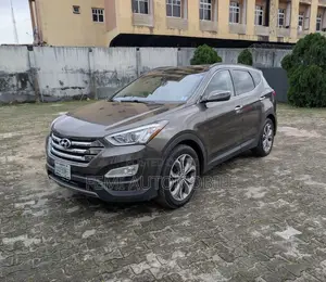 Hyundai Santa Fe 2012 Gray