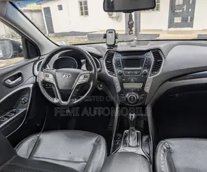 Hyundai Santa Fe 2012 Gray