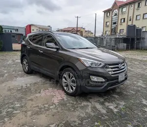 Hyundai Santa Fe 2012 Gray