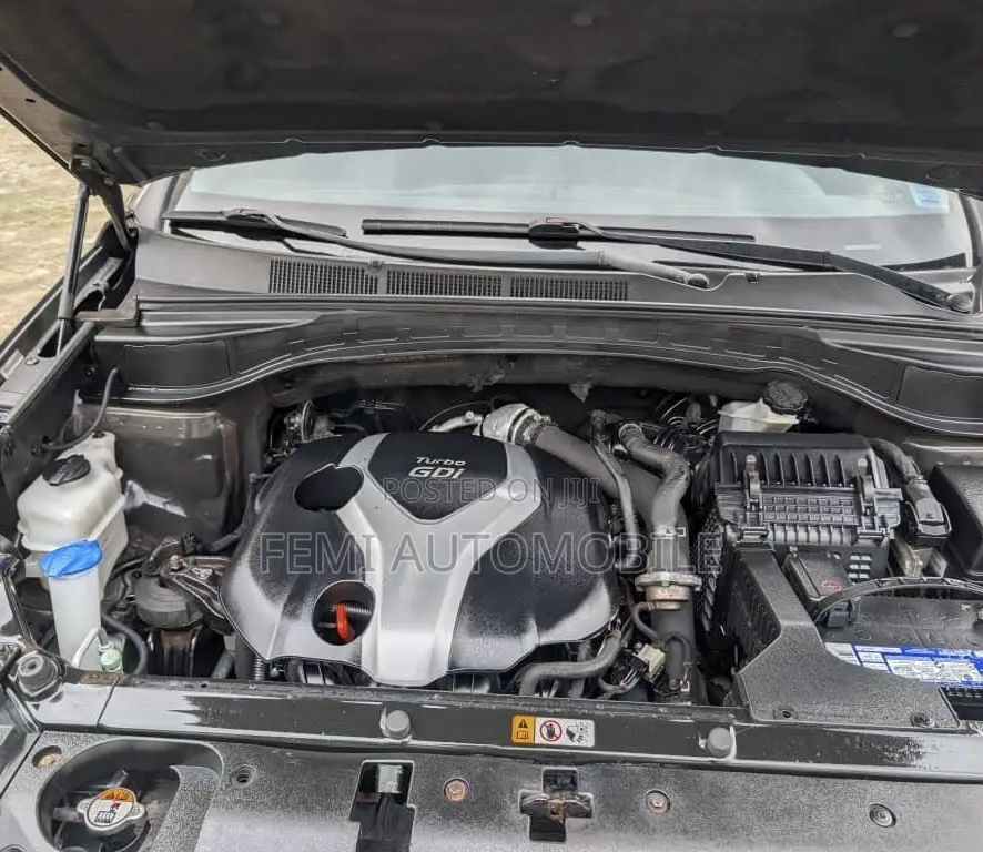 Hyundai Santa Fe 2012 Gray