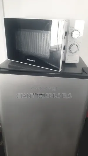 Hisense Micro Wave, Clean and in Good Working Condition