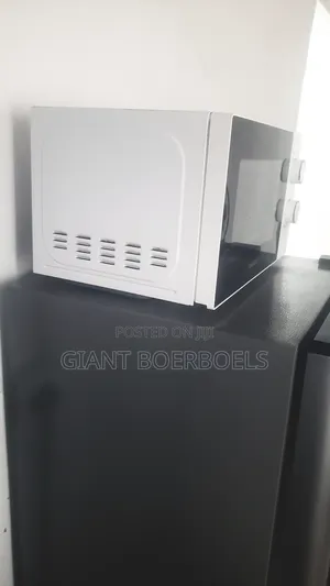 Hisense Micro Wave, Clean and in Good Working Condition