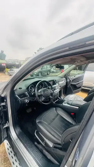 Mercedes-Benz GLE-Class 2016 Silver