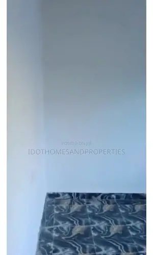 Mini Flat in Yaba for rent