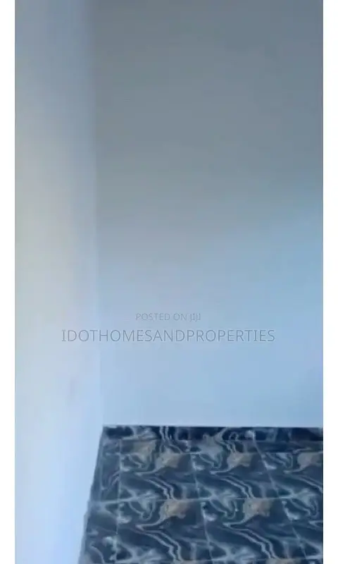 Mini Flat in Yaba for rent