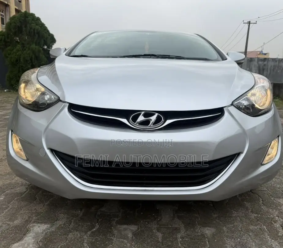 Hyundai Elantra 2013 Silver