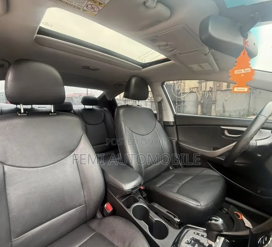 Hyundai Elantra 2013 Silver