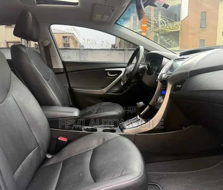 Hyundai Elantra 2013 Silver