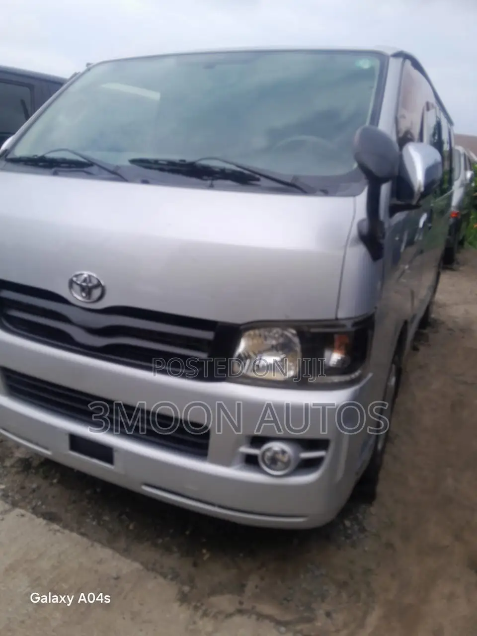 Toyota HiAce 2012 Grey