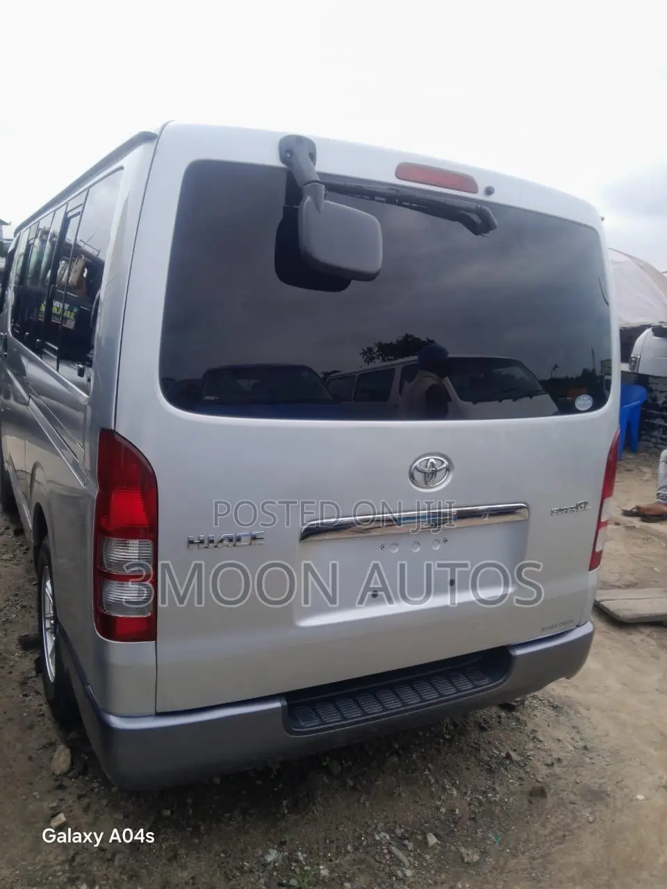 Toyota HiAce 2012 Grey