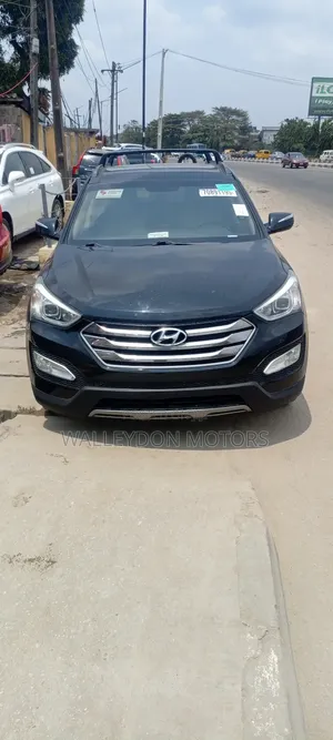 Hyundai Santa Fe SE AWD 2016 Black