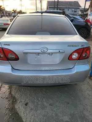 Toyota Corolla 2005 Silver