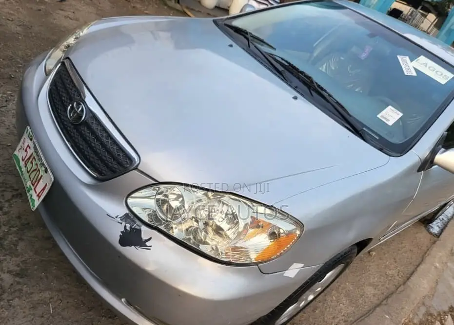 Toyota Corolla 2005 Silver
