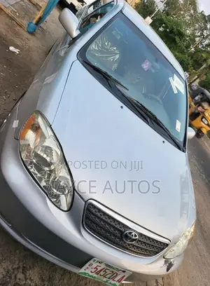 Toyota Corolla 2005 Silver