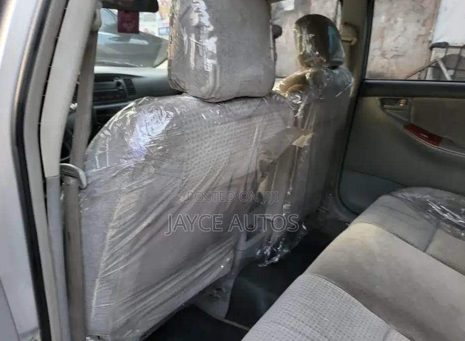 Toyota Corolla 2005 Silver