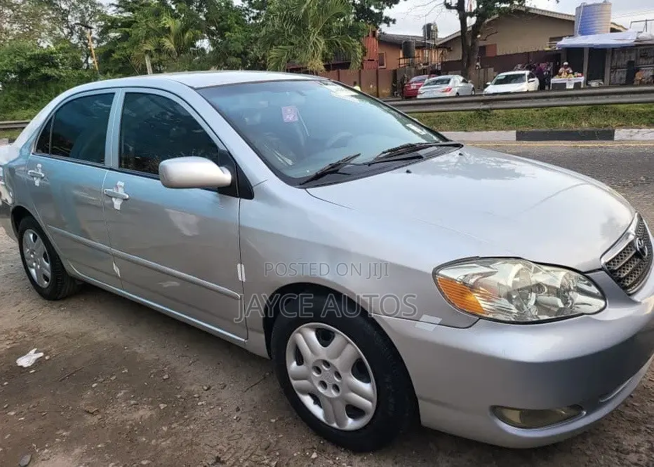 Toyota Corolla 2005 Silver