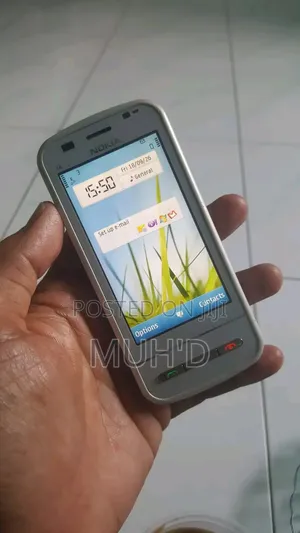 Nokia C6