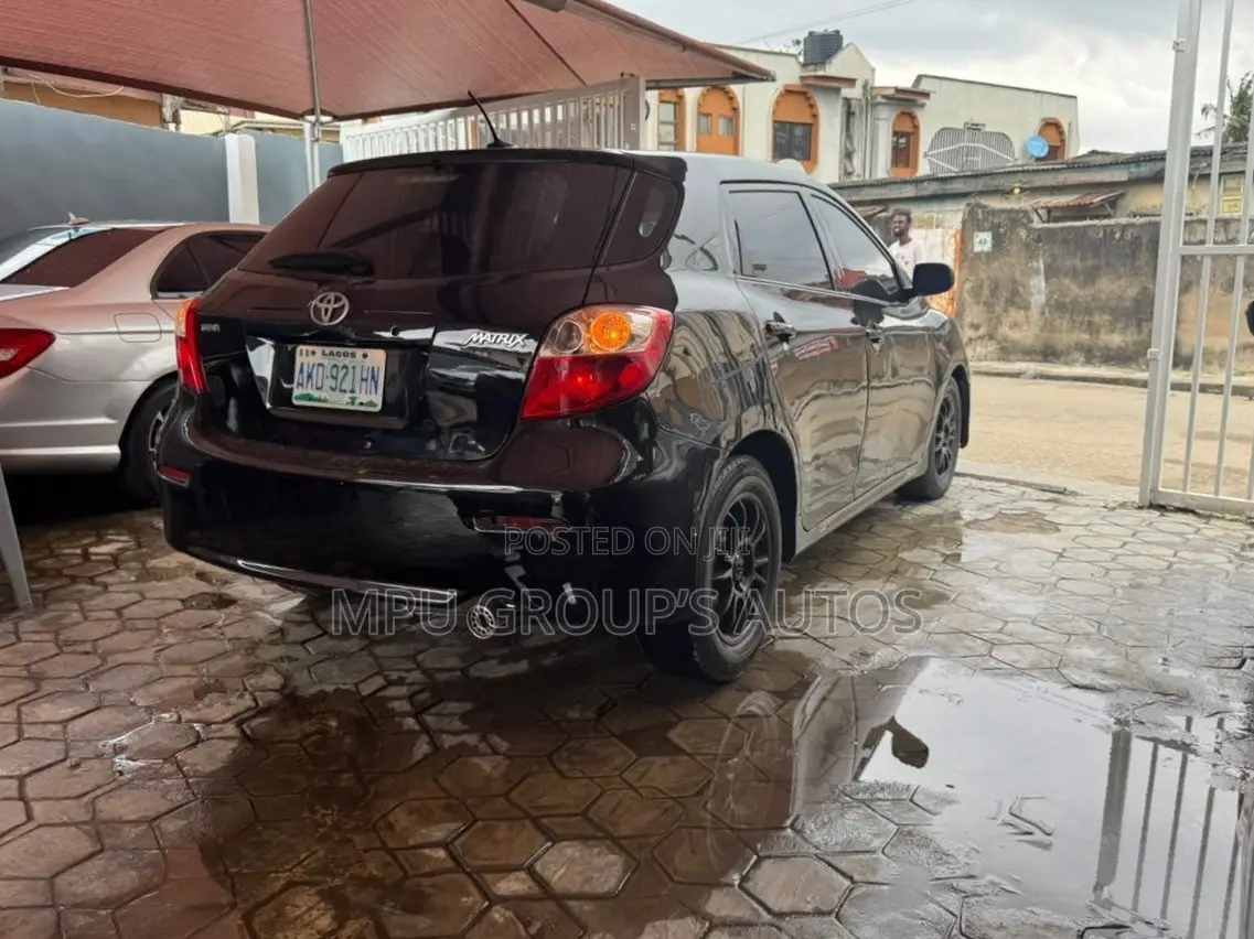 Toyota Matrix 2008 Black