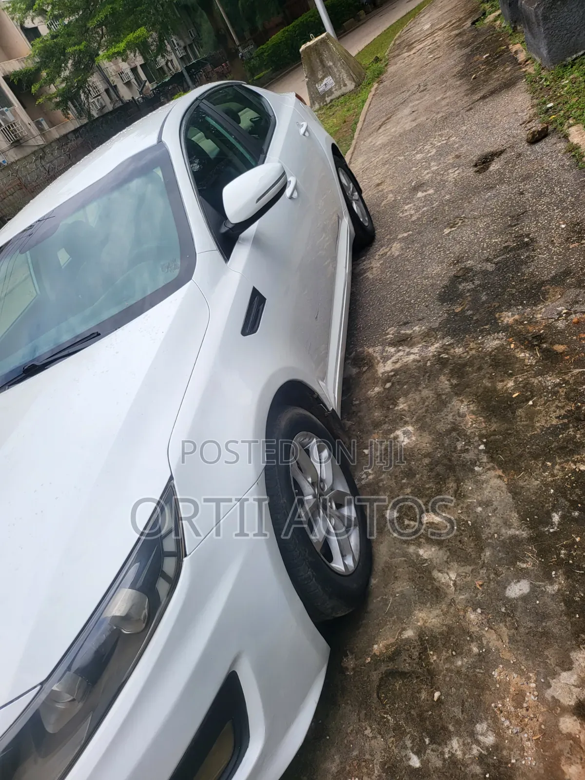 Kia Optima 2011 White