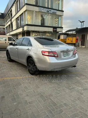 Toyota Camry 2010 Silver