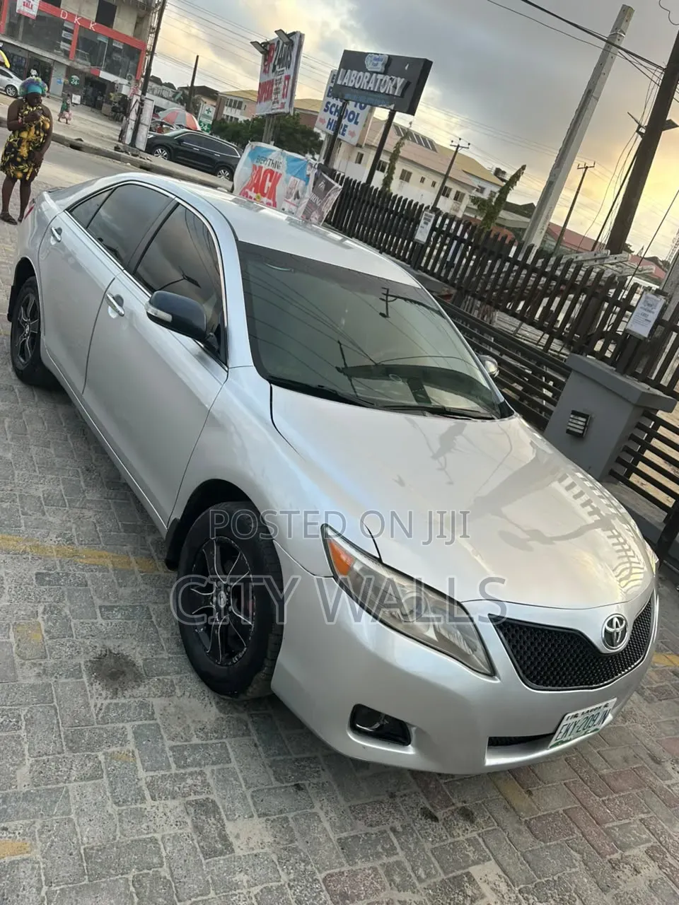 Toyota Camry 2010 Silver