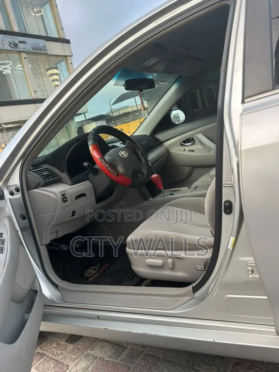 Toyota Camry 2010 Silver