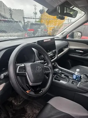 Toyota Grand Highlander Limited AWD 2024 Blue