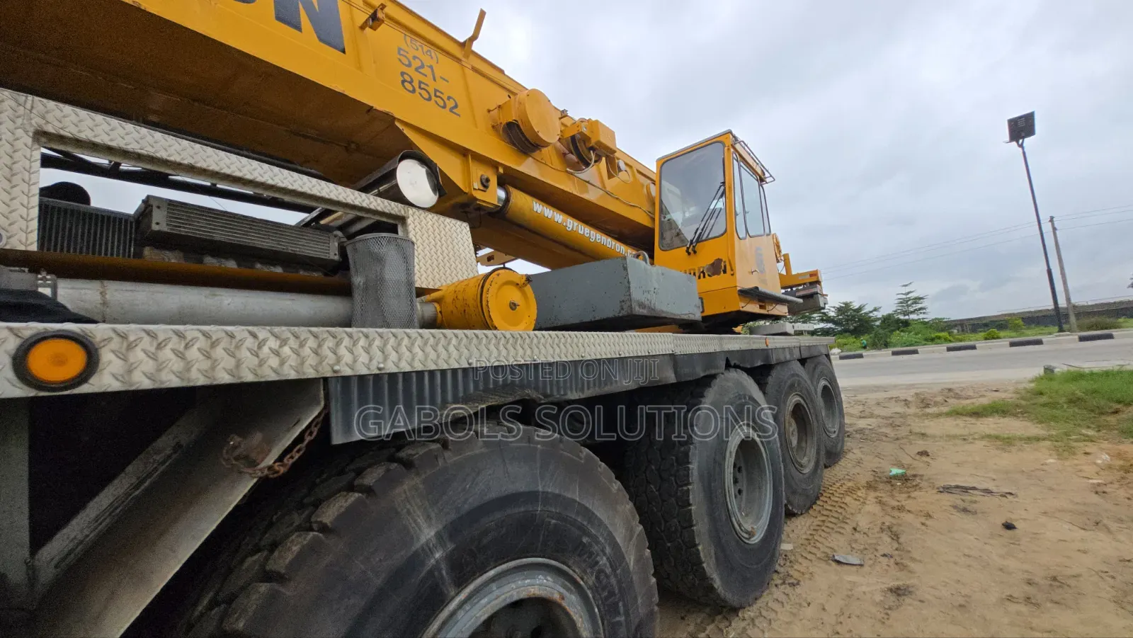80 Tons Mobile Crane