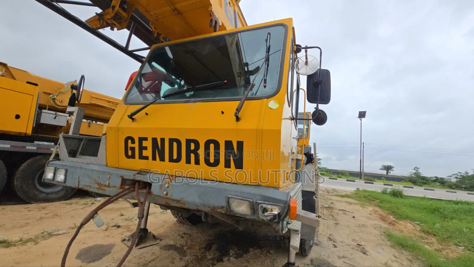 80 Tons Mobile Crane