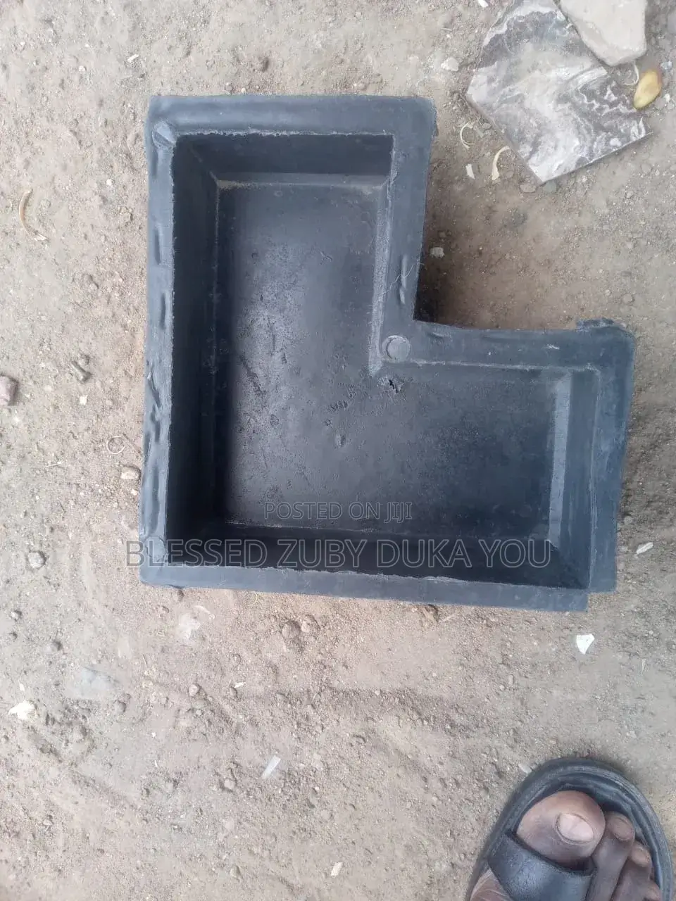Interlocking Moulds Electric Fence System