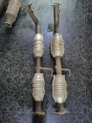 Catalyst for Toyota Prado 2008, 2010, 2012, 2015, and 2020.