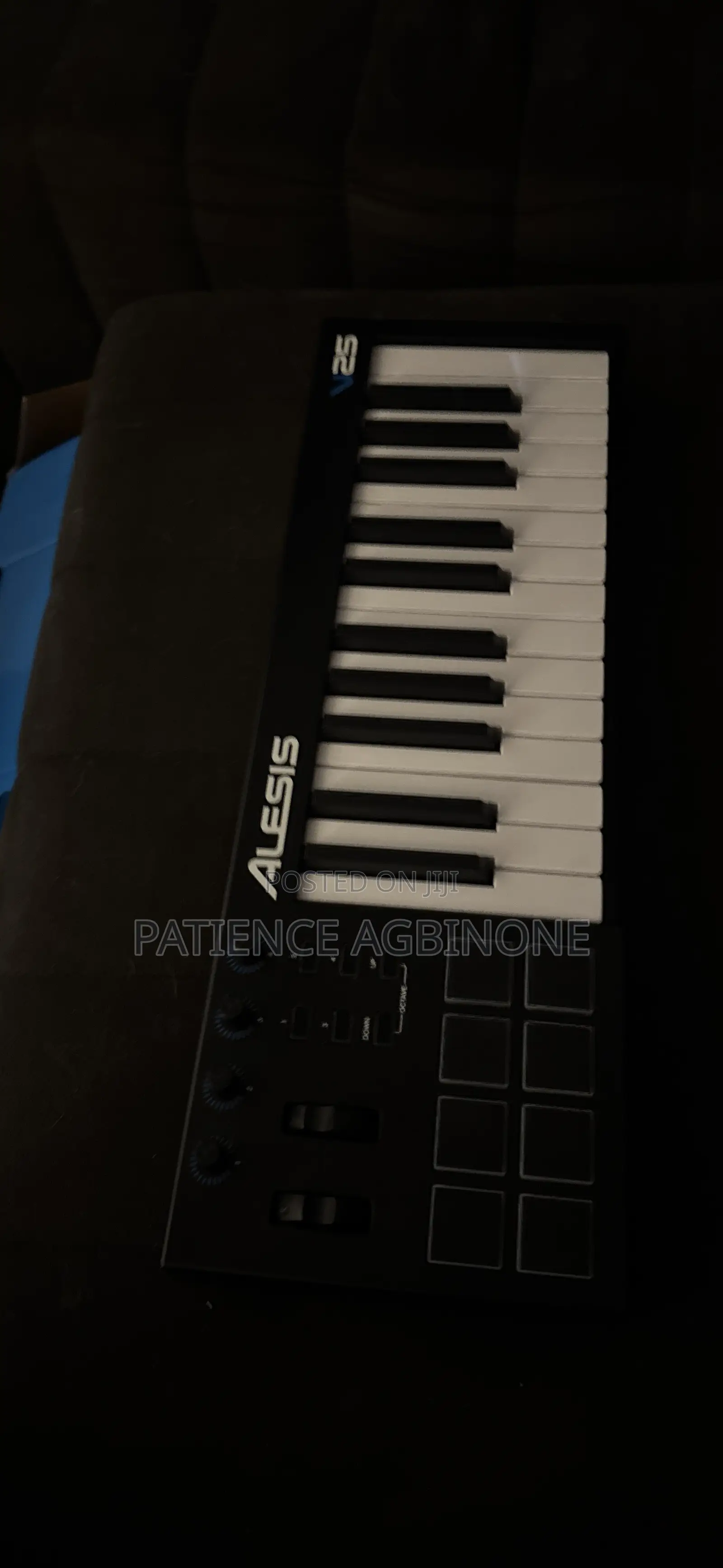 Alesis V25 Midi