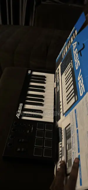Alesis V25 Midi