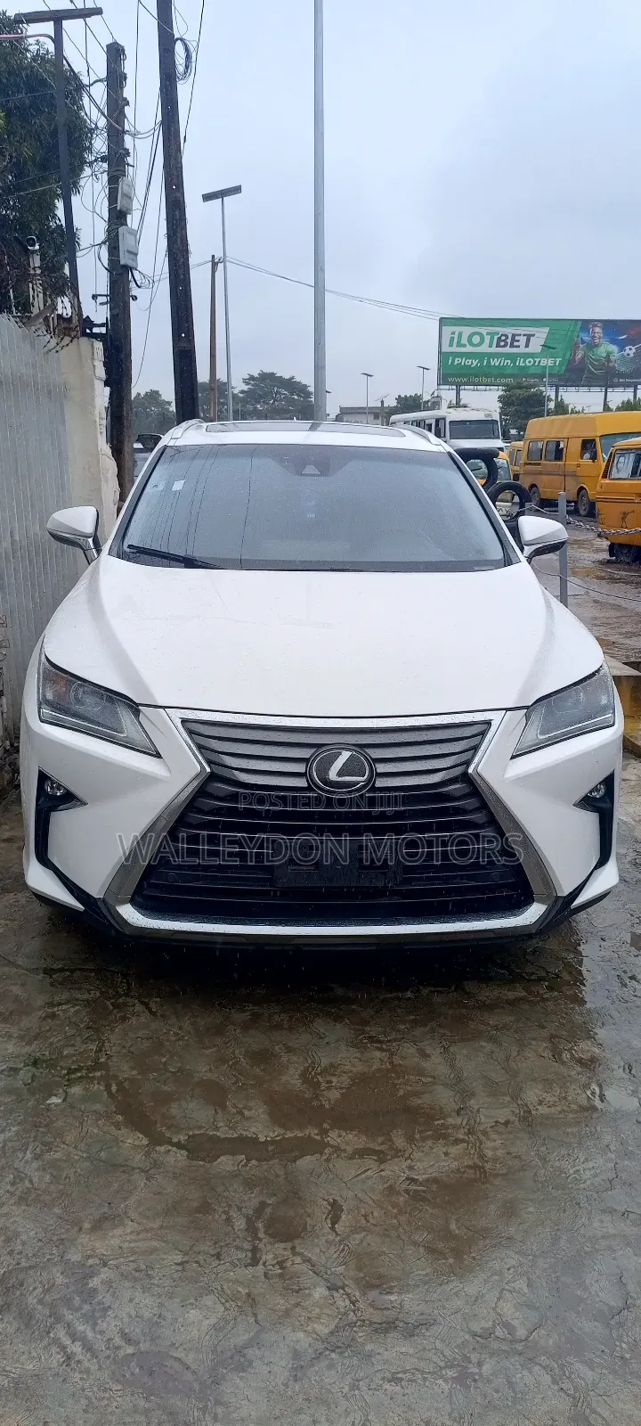 Lexus RX 350 AWD 2017 White