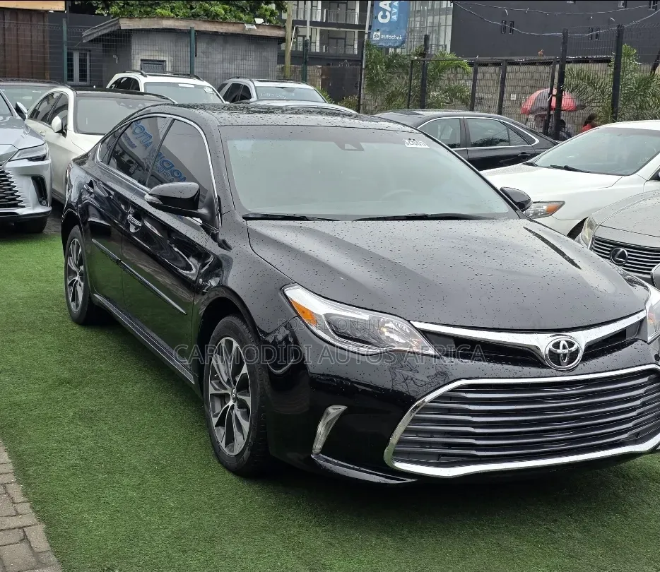 Toyota Avalon 2018 Black