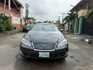 Lexus ES 350 2011 Gray