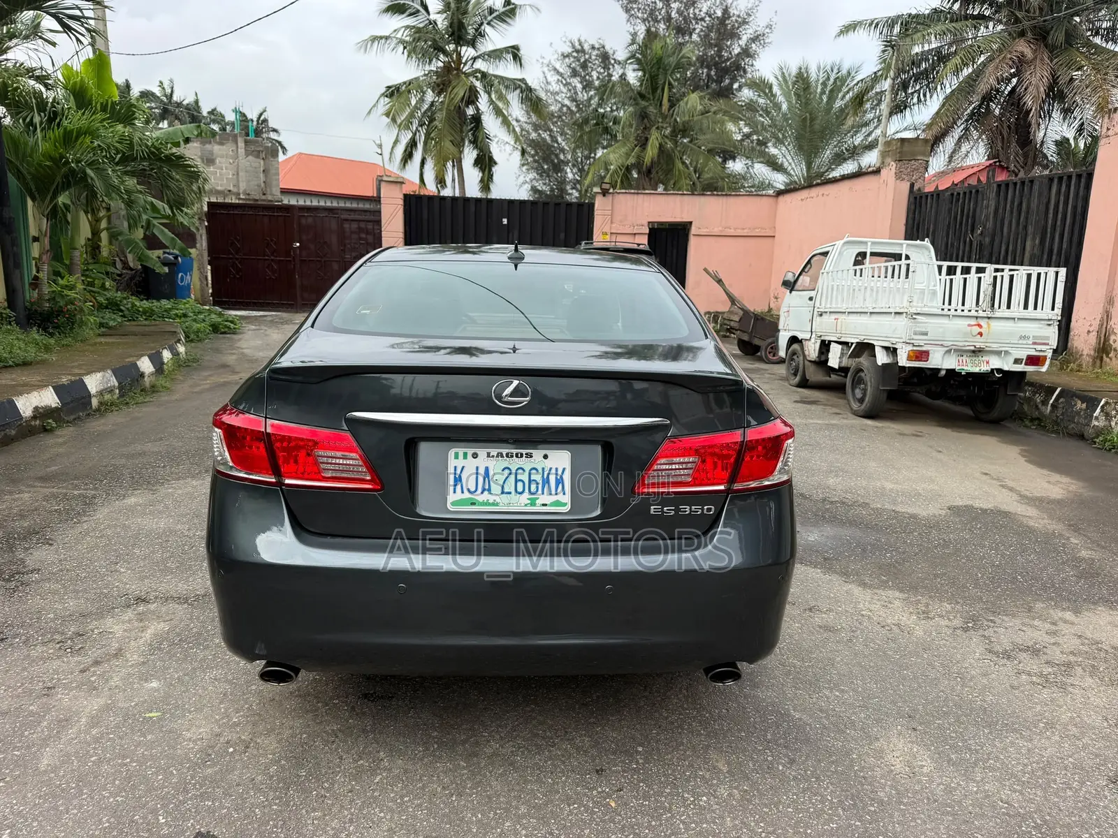 Lexus ES 350 2011 Gray