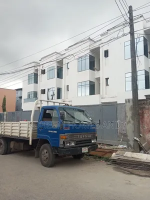 4bdrm Duplex in Secured Area, Mende for sale