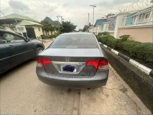 Honda Civic 2010 Gray