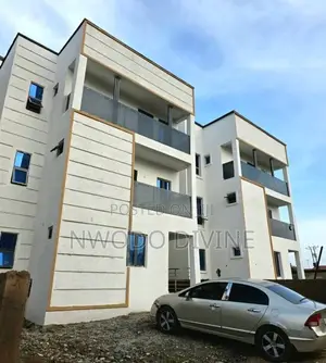 5bdrm Duplex in Hysolat, Gaduwa for sale