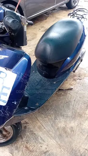 Honda Dio 2002 Blue