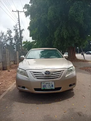 Toyota Camry 2008 Gold