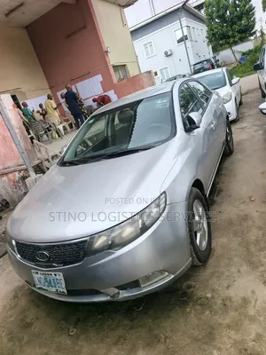 Kia Cerato 2011 Silver