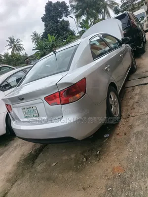 Kia Cerato 2011 Silver