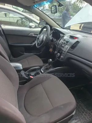 Kia Cerato 2011 Silver