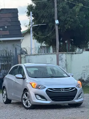 Hyundai Elantra 2014 Silver