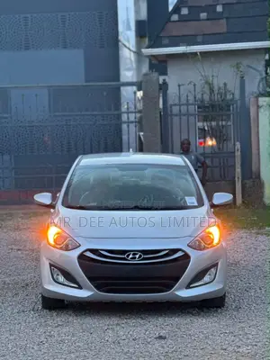 Hyundai Elantra 2014 Silver