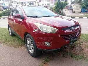 Hyundai Tucson 2013 Red