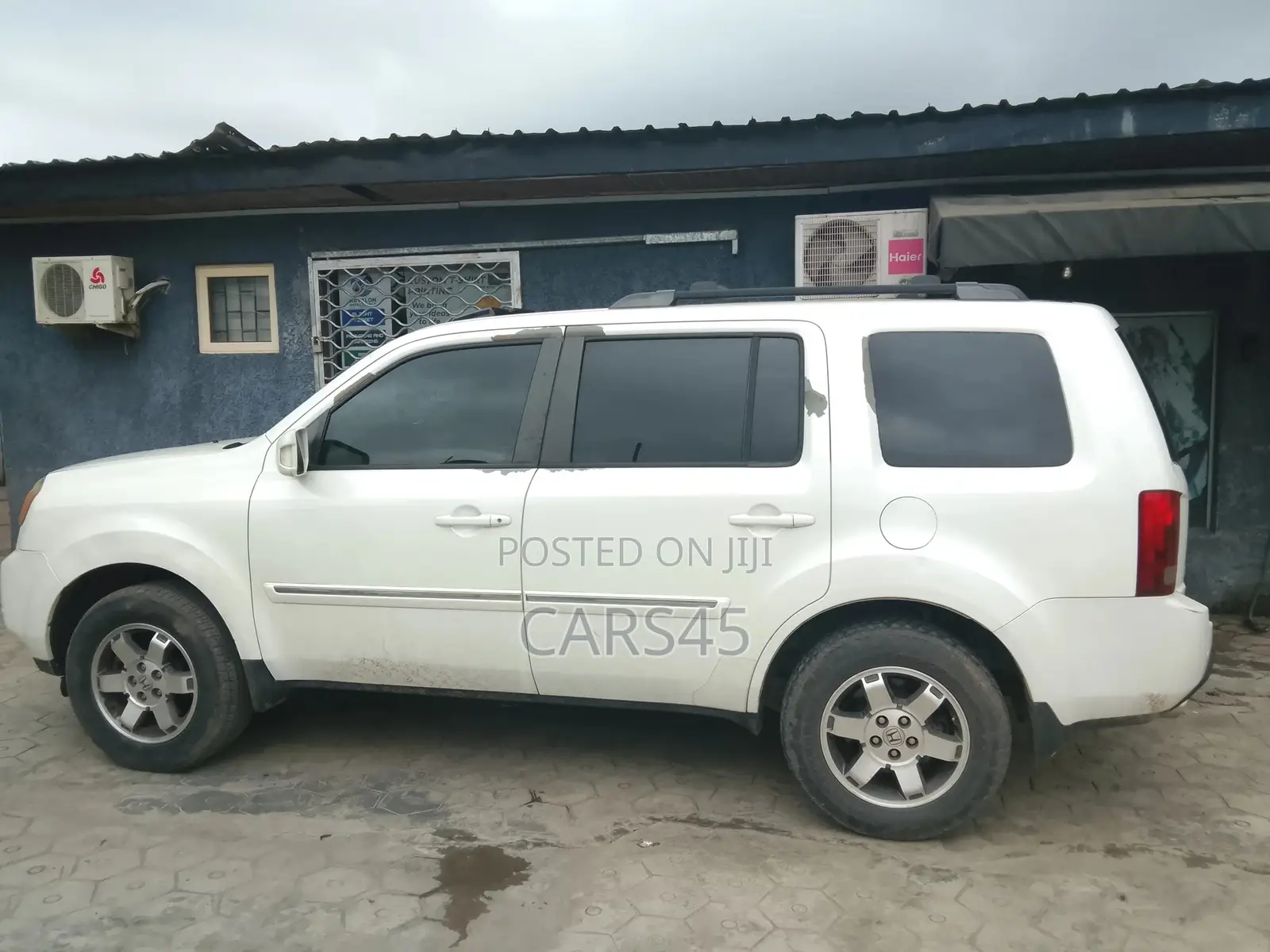 Honda Pilot 2011 White